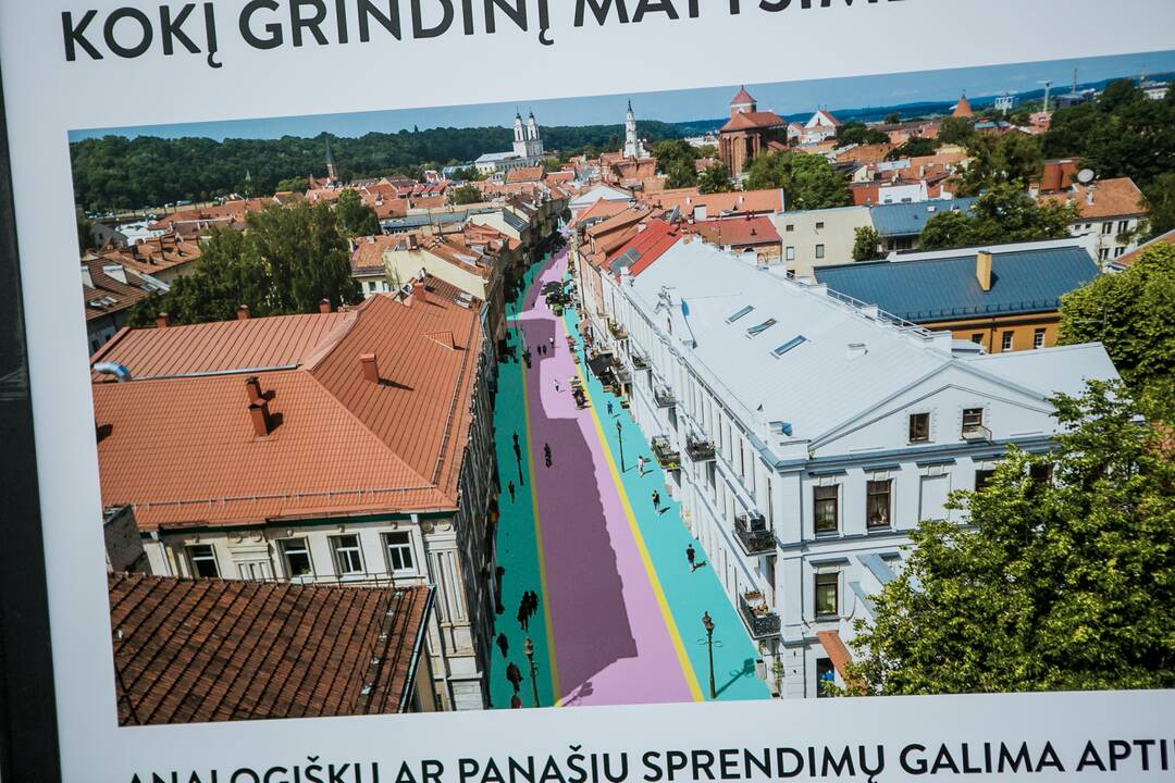 Pristatytas Vilniaus gatvės nulygintas grindinys