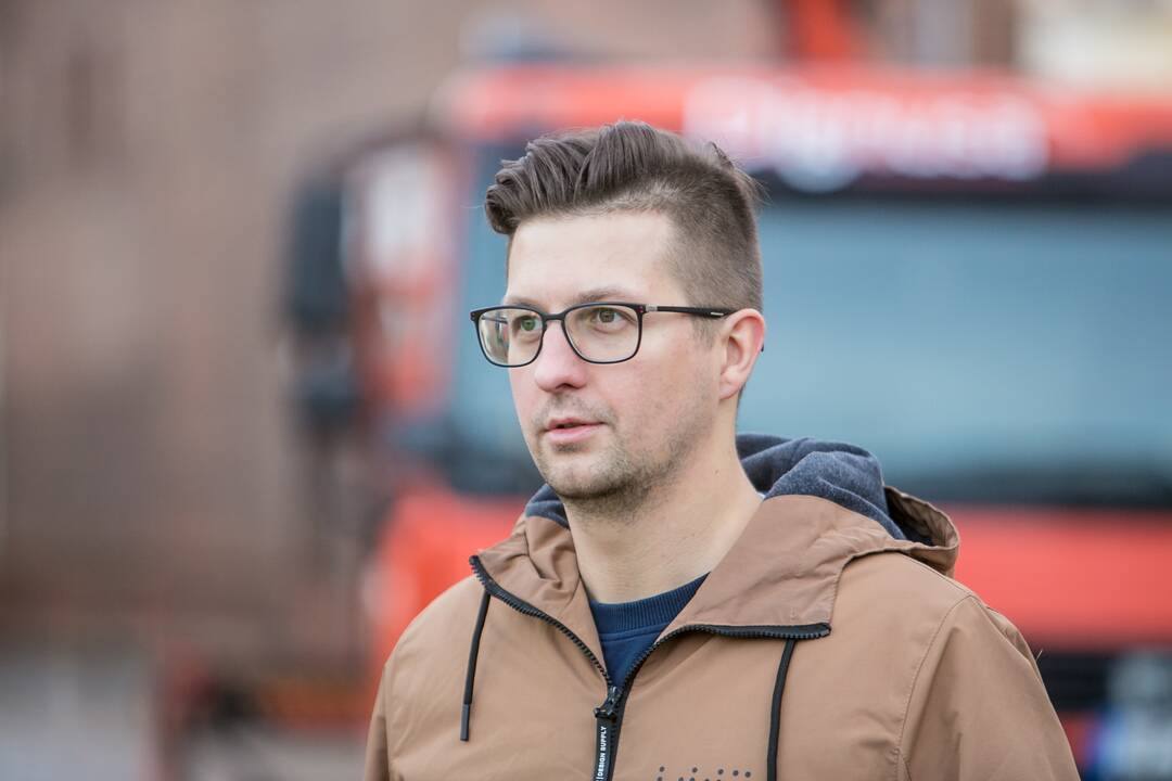 Pristatytas Vilniaus gatvės nulygintas grindinys