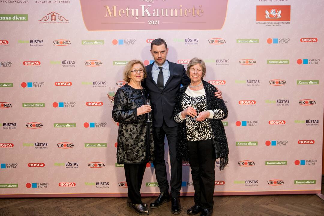 „Metų kaunietė 2021“ apdovanojimų svečiai