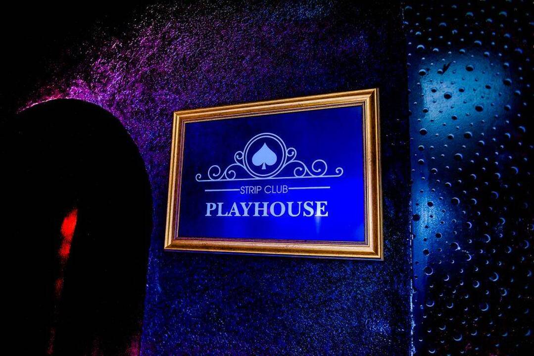 Šventinis laikotarpis striptizo klube „Playhouse“