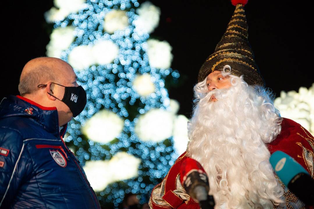 Šventinės Kauno Kalėdų eglės įžiebimo akimirkos