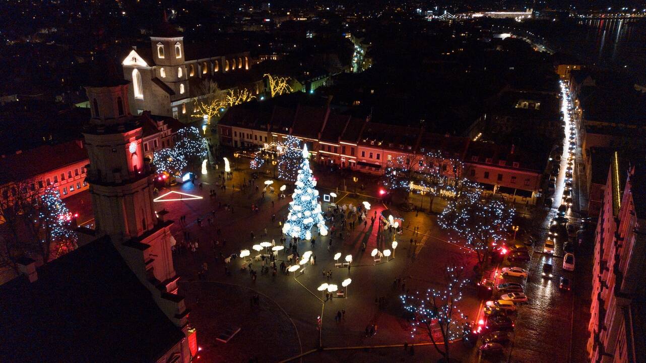Šventinės Kauno Kalėdų eglės įžiebimo akimirkos