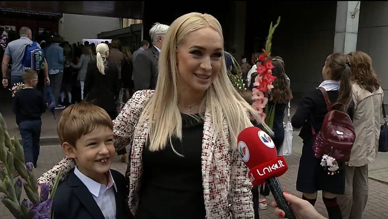 Oksana Pikul su sūnumi Dominyku