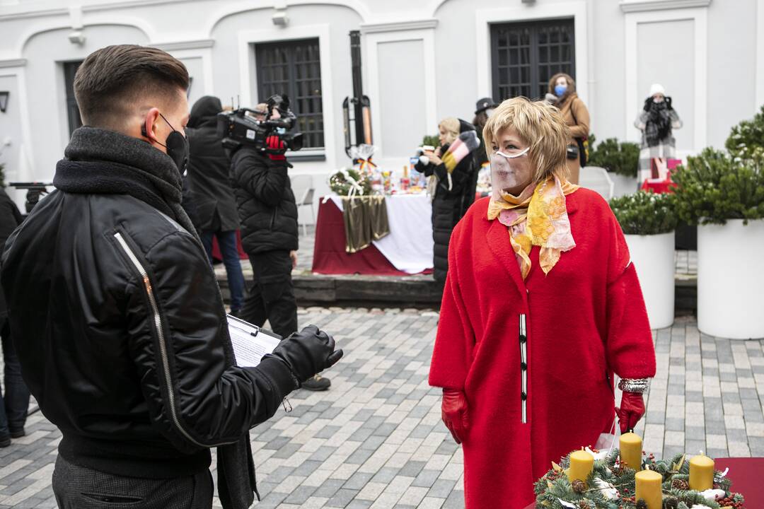 Vilniuje atidaryta virtuali labdaros Kalėdų mugė