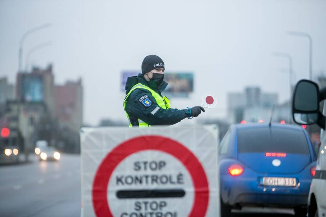 Judėjimo kontrolė Kauno apskrityje: savaitgalį sustabdyta apie 100 tūkst. transporto priemonių