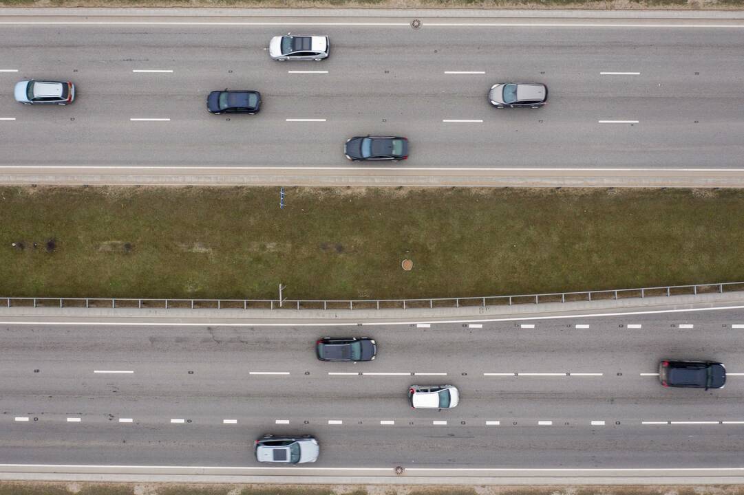 „Nemuno aušra“ nori didinti baudas už eismo taisyklių pažeidimus