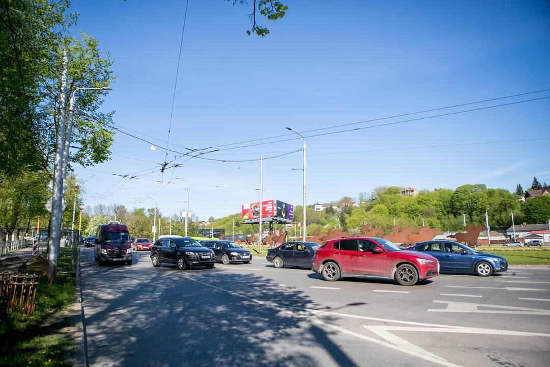 Eismo spūstys prieš Kauno pilies žiedinės sankryžos rekonstrukciją