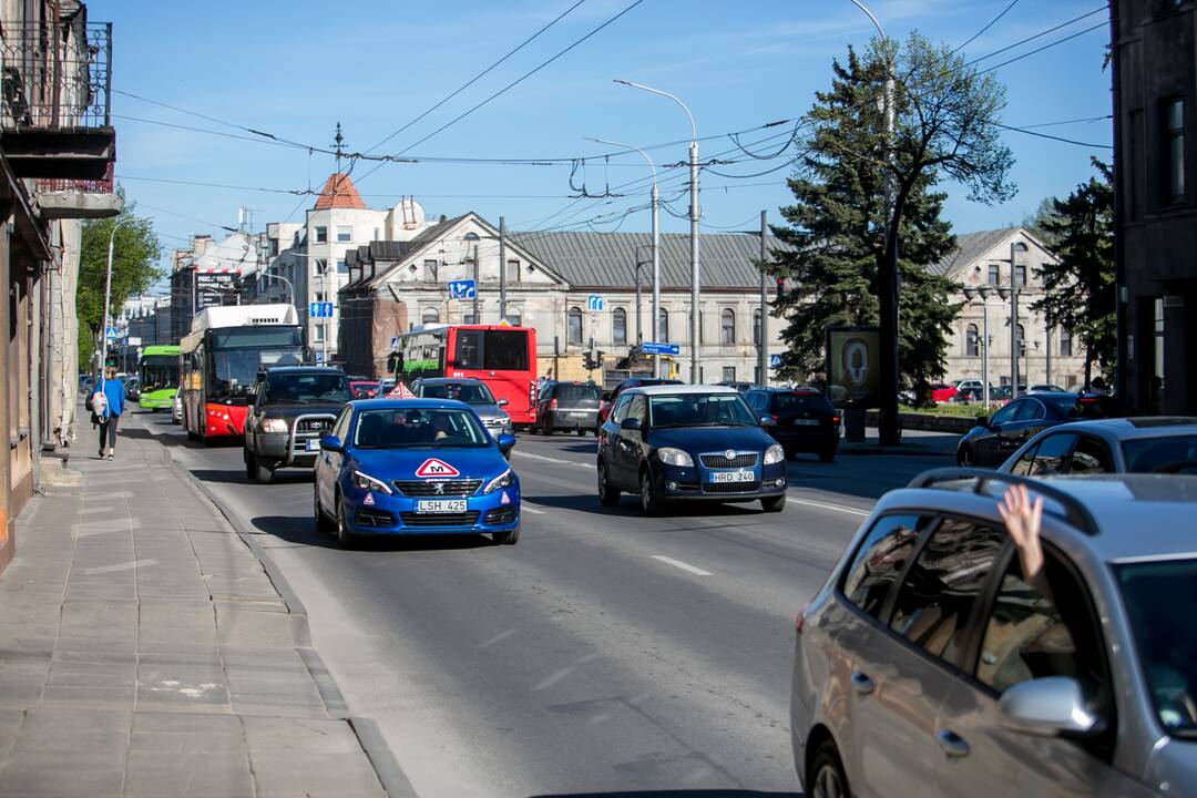 Eismo spūstys prieš Kauno pilies žiedinės sankryžos rekonstrukciją