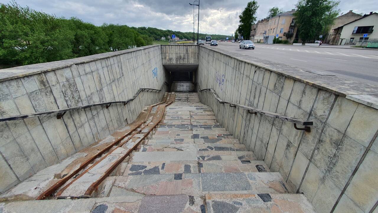 Vieta: ši perėja yra ties naujai pastatytu tiltu į Nemuno salą.