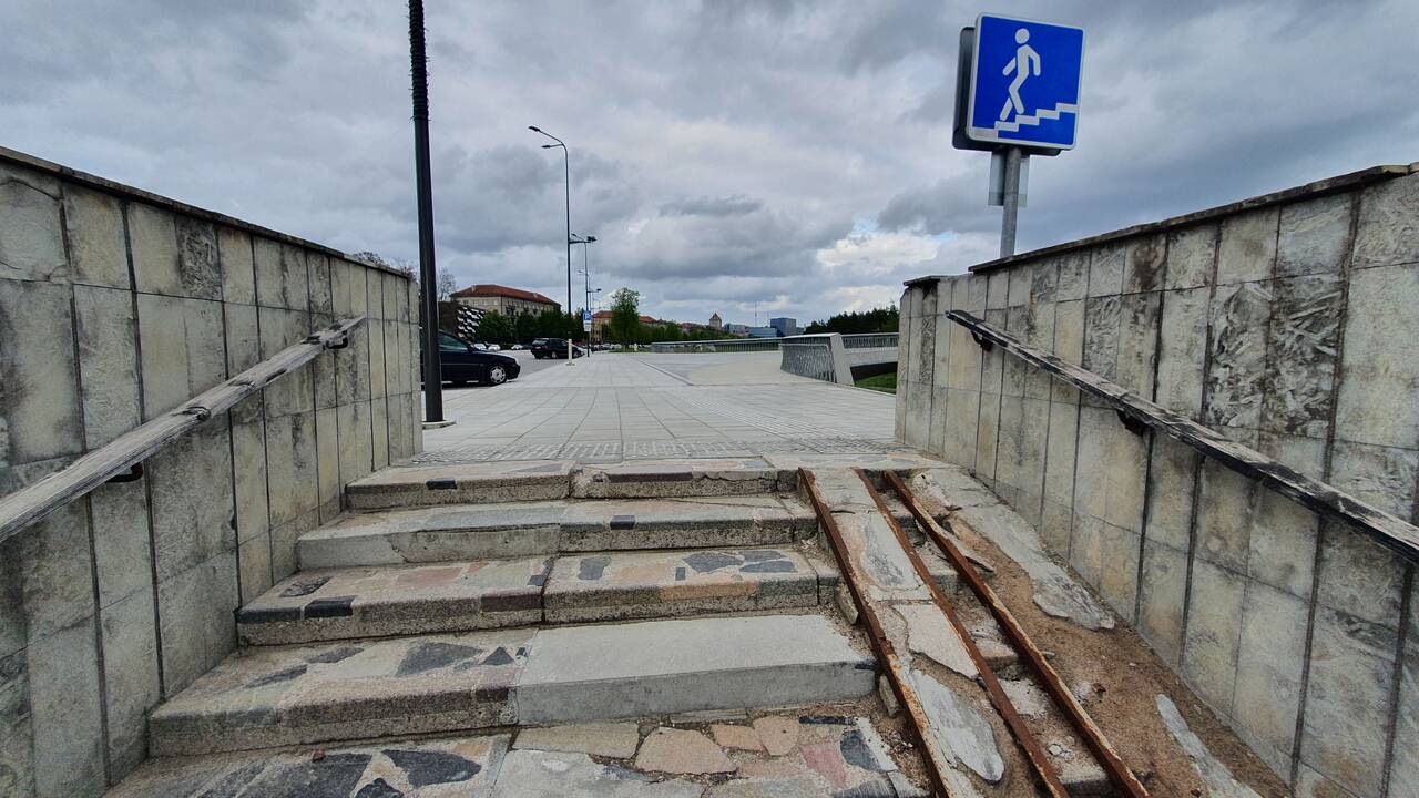 Vieta: ši perėja yra ties naujai pastatytu tiltu į Nemuno salą.