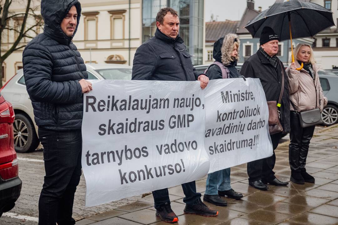 Protestas prie Sveikatos apsaugos ministerijos