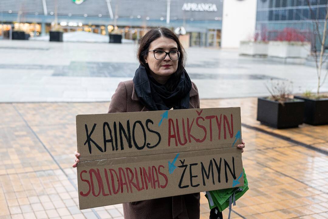 Vilniuje – protestas prieš planus kelti viešojo transporto bilietų kainas