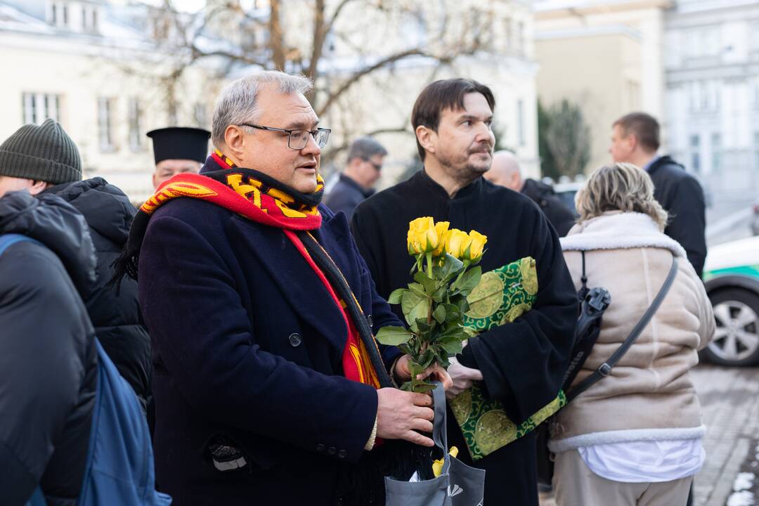 Laisvosios Rusijos forumas prie Ukrainos ambasados surengė solidarumo akciją