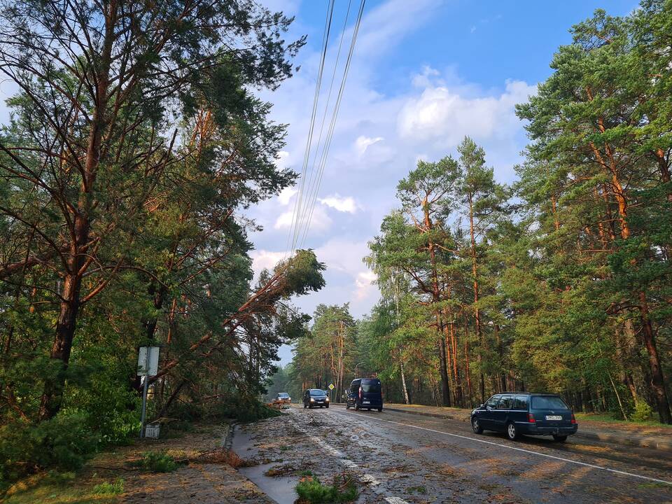 Lietuvą nusiaubė audra