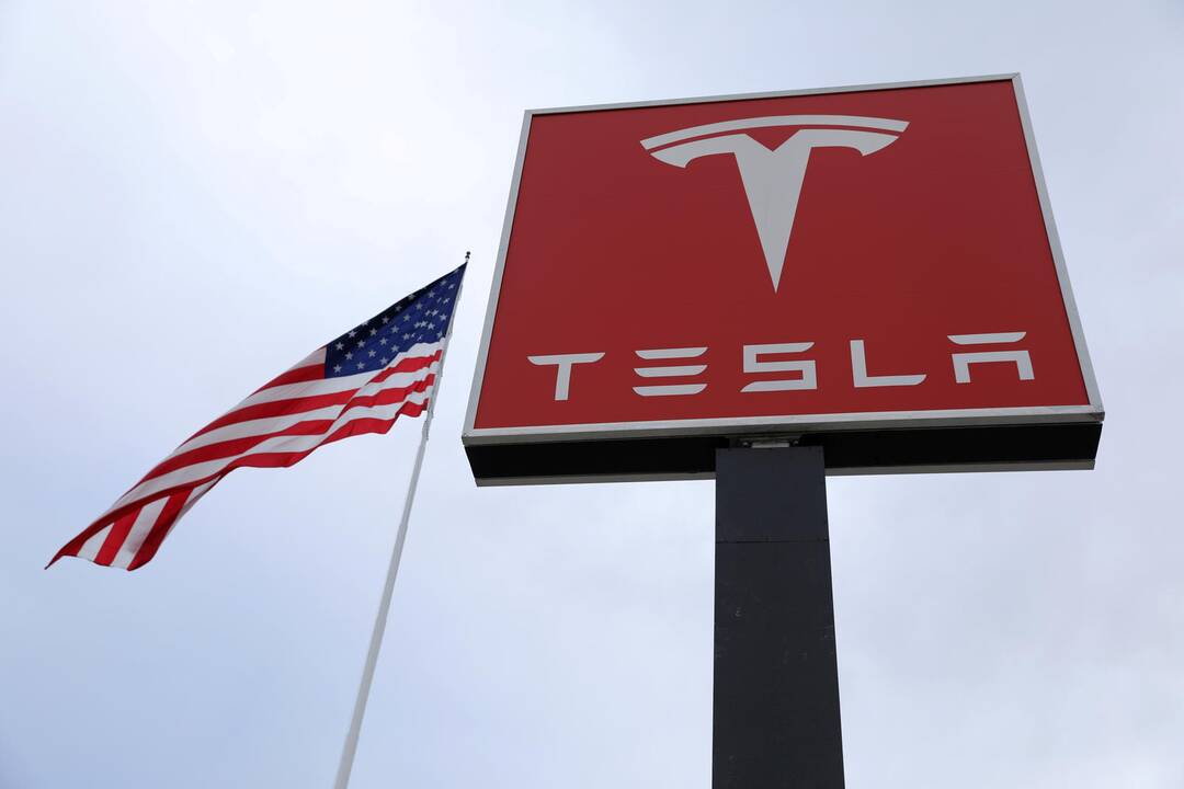 Norvegija atsisakė planų įvesti „Tesla“ mokestį