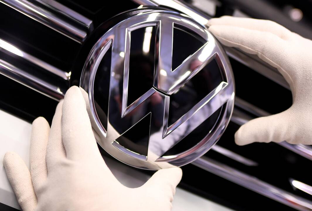 „Volkswagen“ atleis per 5 tūkst. darbuotojų?