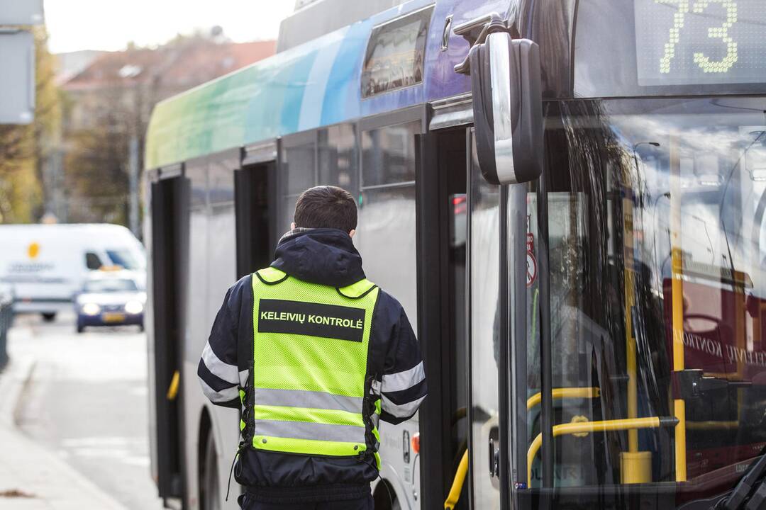 Sostinės viešojo transporto kontrolieriams – nauji mikroautobusai