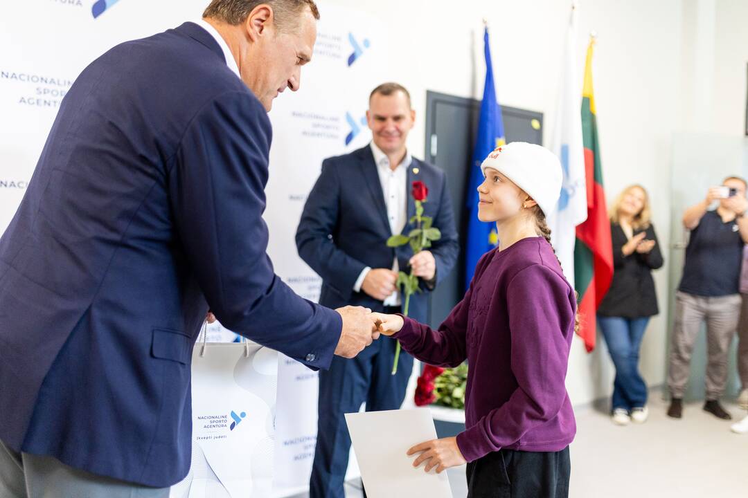 Nacionalinėje sporto agentūroje sportininkams įteikti apdovanojimai