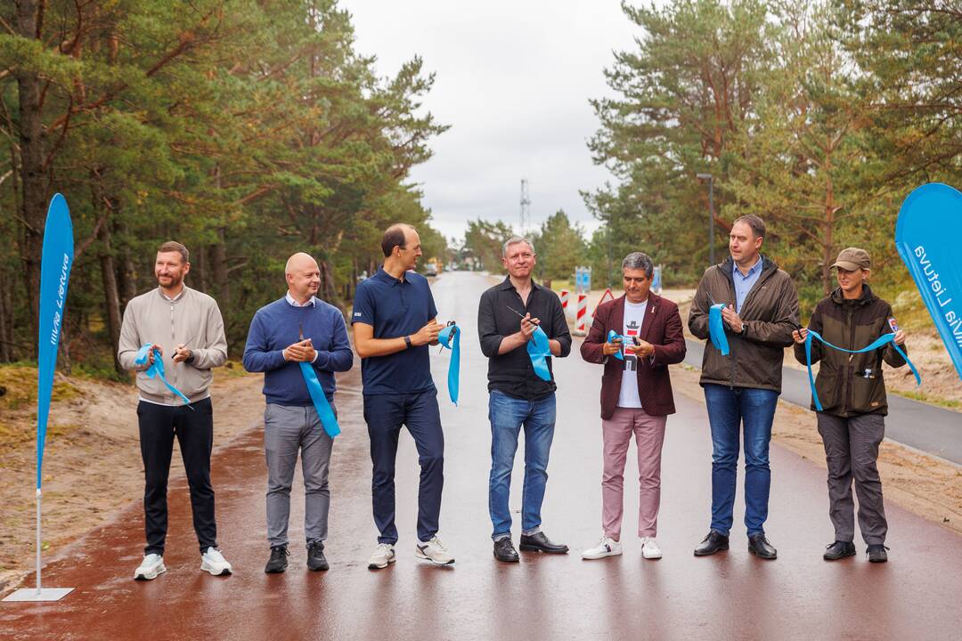 Rekonstruotas Kuršių nerijos dviračių takas