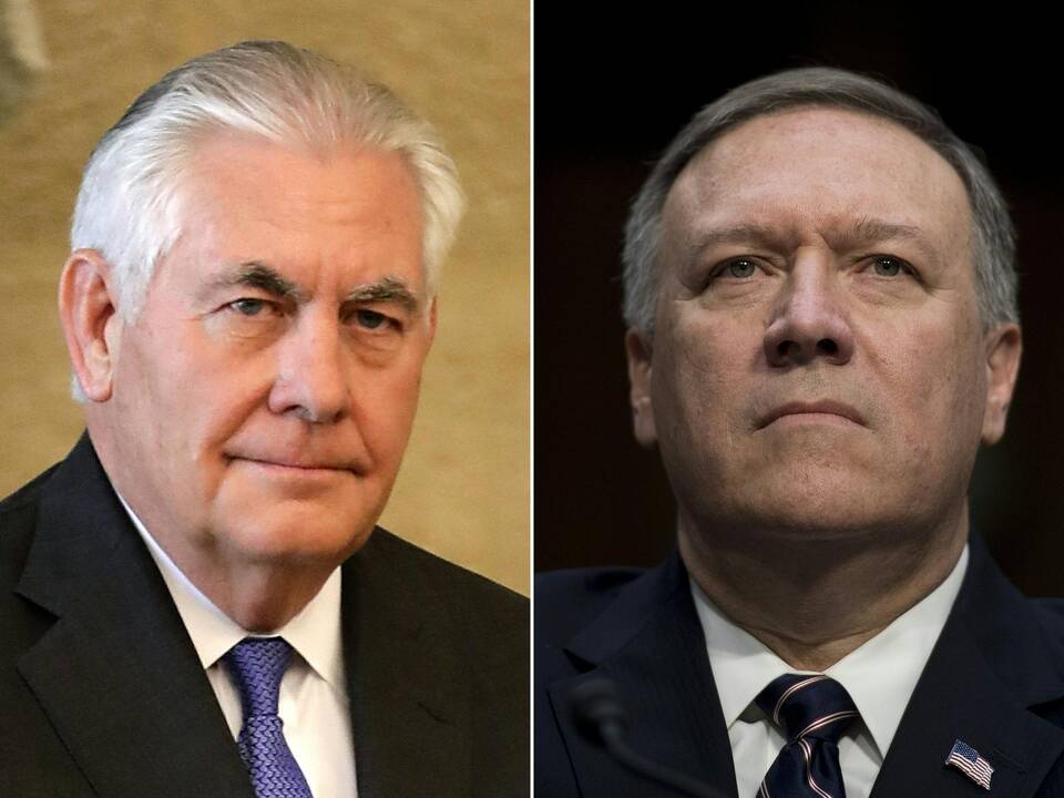 Rexas Tillersonas (kairėje) ir Mike'as Pompeo