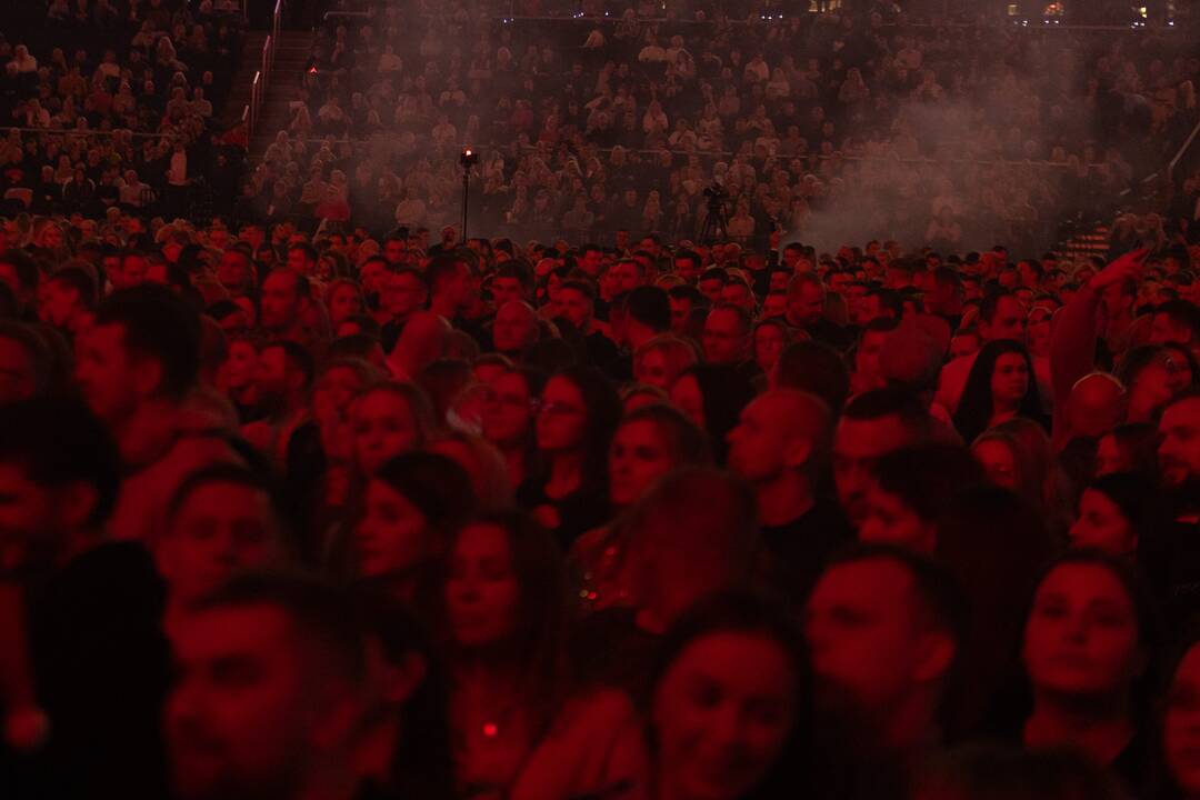 „Karališkos erdvės“ koncertas „Žalgirio“ arenoje