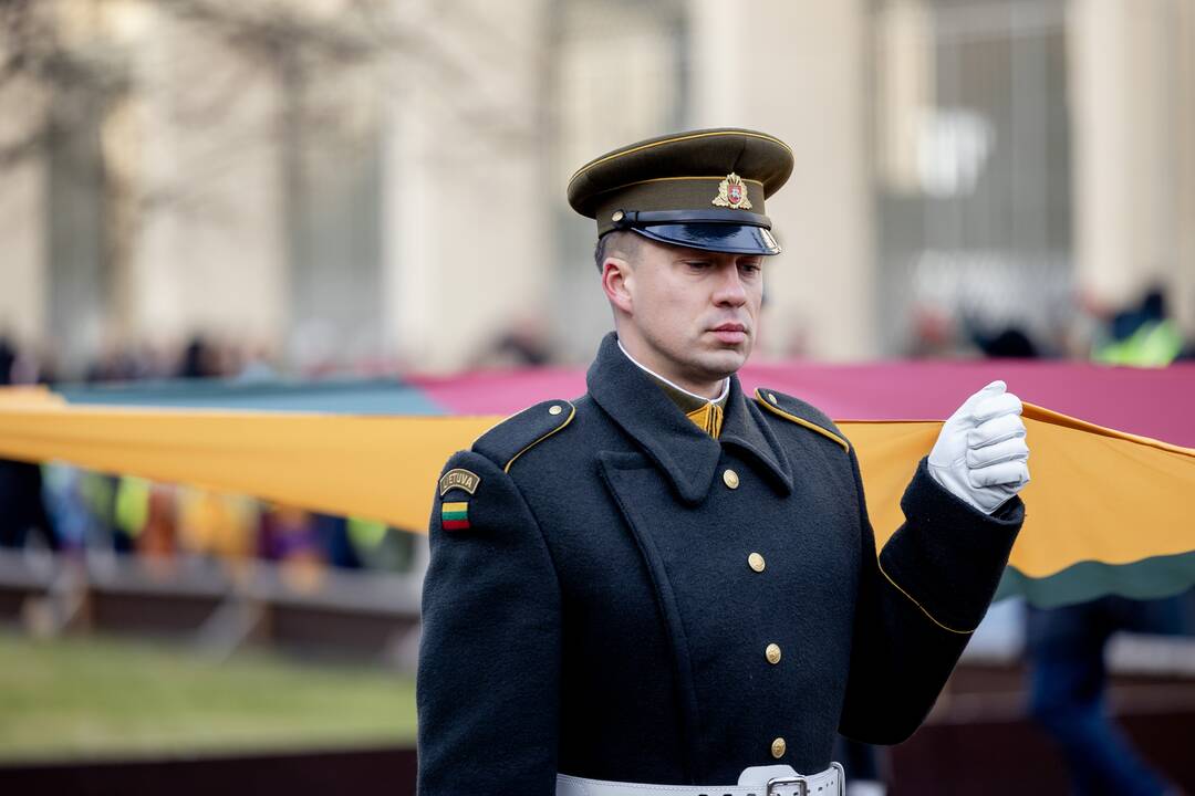 Iškilminga valstybės vėliavos pakėlimo ceremonija