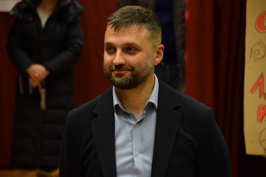 Darbėnų bendruomenės susitikimas su gamyklos atstovais