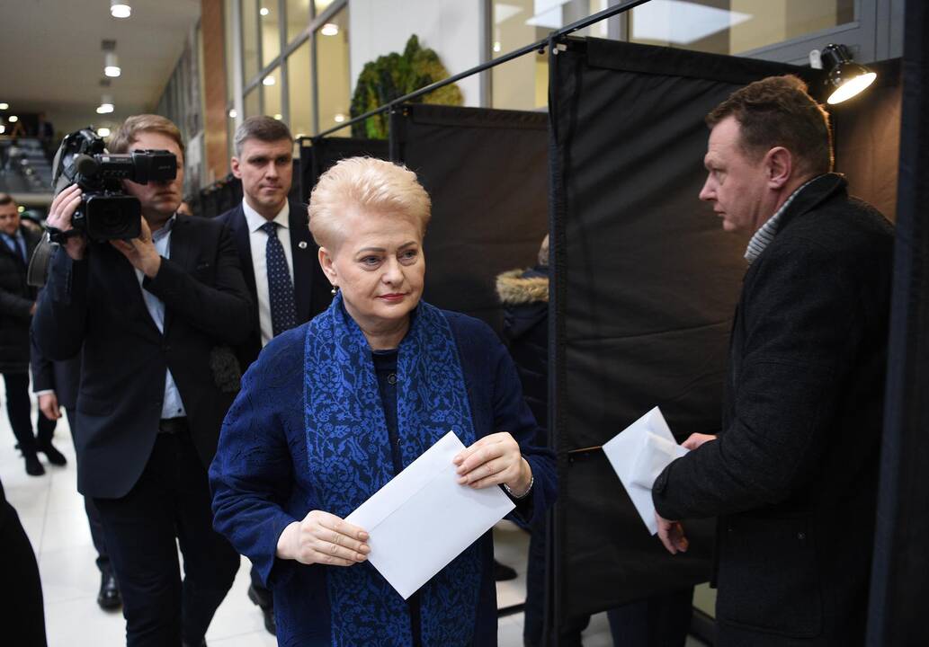 D. Grybauskaitė balsavo savivaldos rinkimuose