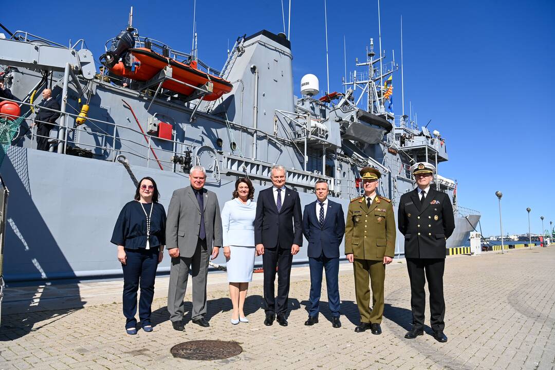 Prezidentas dalyvavo žuvusiųjų jūroje pagerbimo ceremonijoje