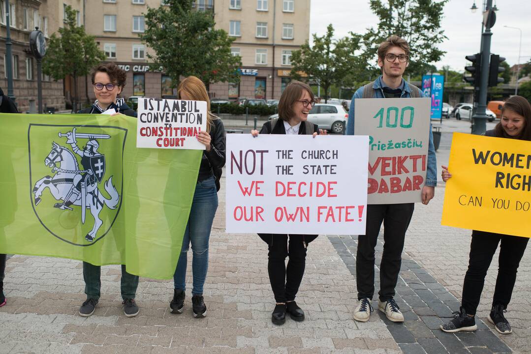 Stambulo konvencijos ratifikavimas Seime: kova bus aštri