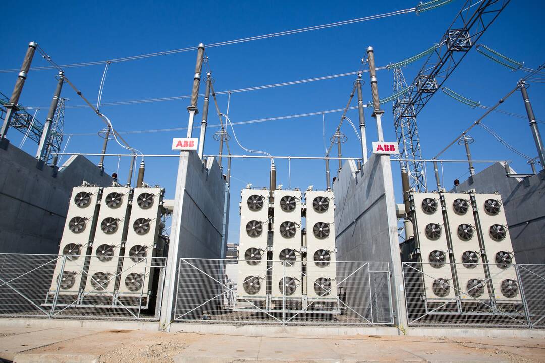 Į Baltijos šalis lapkritį importuota mažiausiai elektros per trejus metus