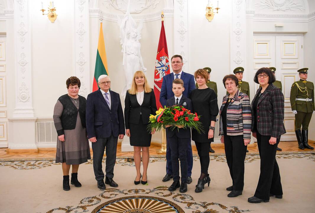 Prezidentūroje pagerbti Vasario 16-osios akto signatarai