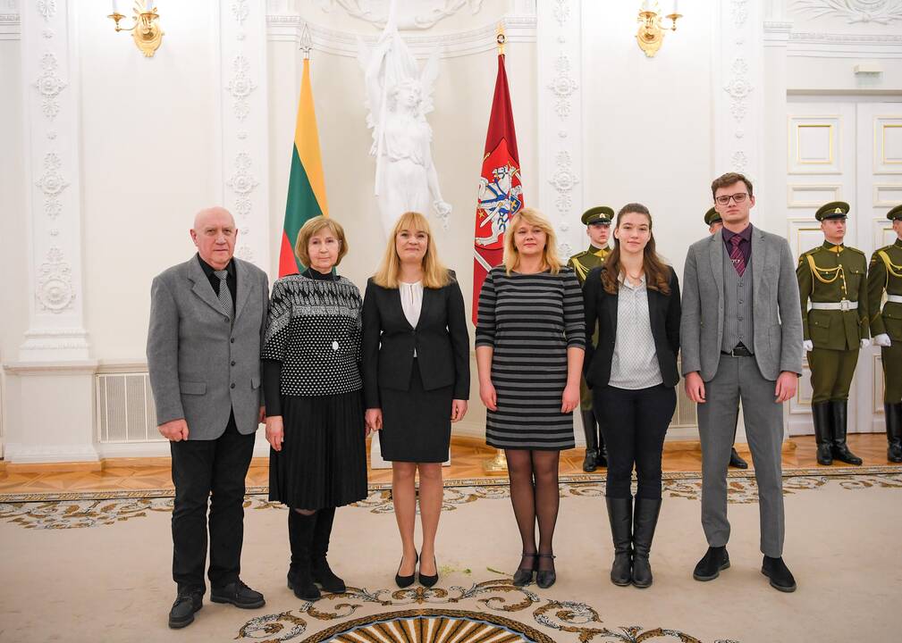 Prezidentūroje pagerbti Vasario 16-osios akto signatarai