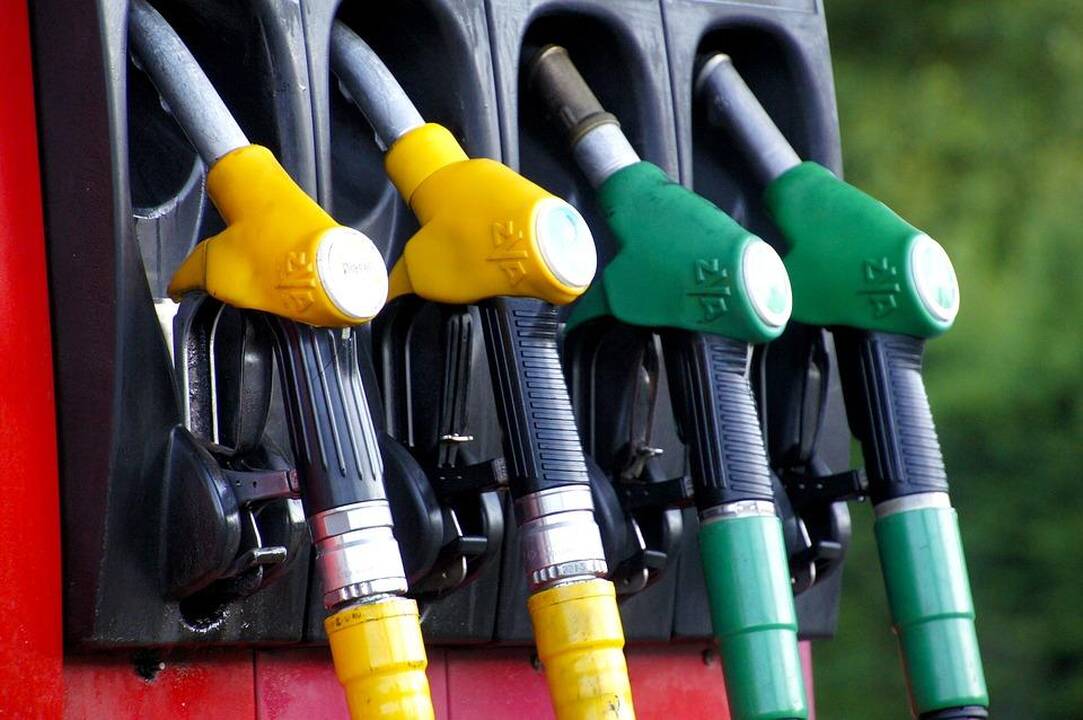 Degalai Lietuvoje 2018-aisiais atpigo labiausiai Baltijos valstybėse