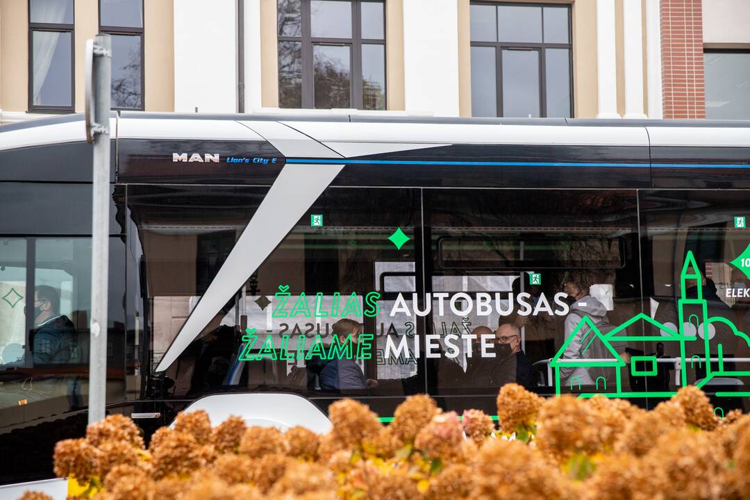 Kauno gatves išbando naujasis elektrinis autobusas