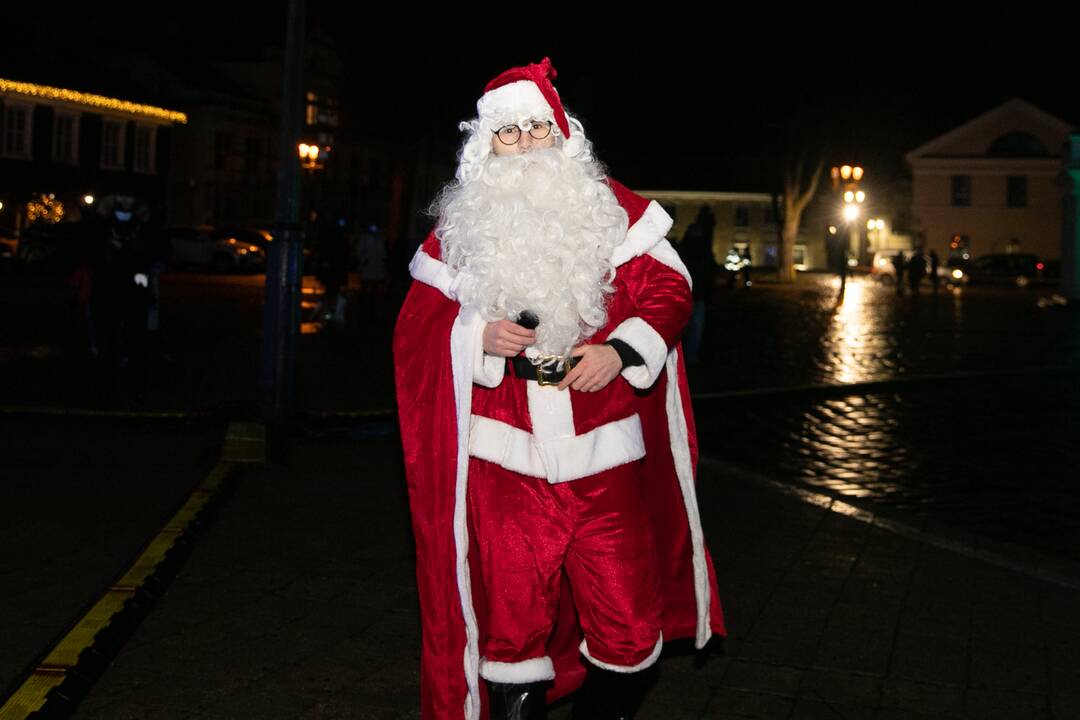 Šventinės Kauno Kalėdų eglės įžiebimo akimirkos