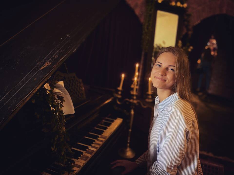 Evelina Kazlauskaitė