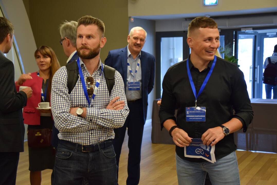 Konferencija: profesionalai iš visos Lietuvos susirinko aptarti viešojo transporto aktualijų.