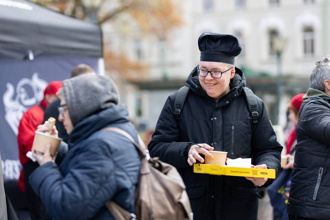 Maitinimo sektoriaus darbuotojų protestas Vilniuje