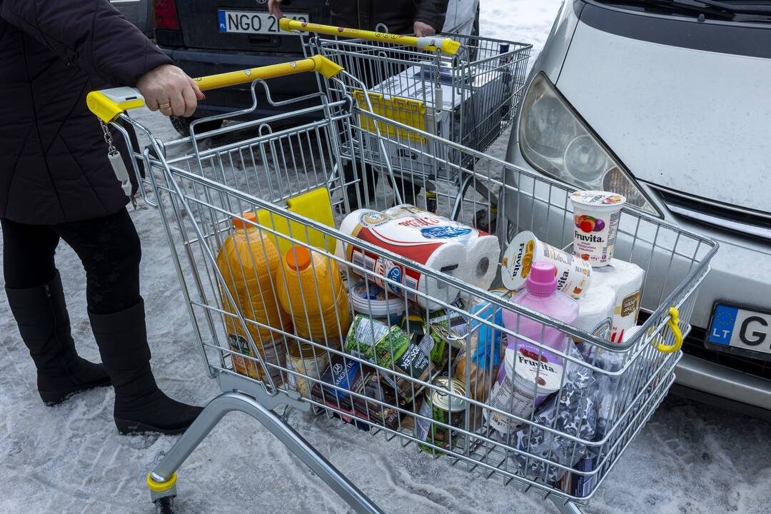 Lietuviai apsipirkinėja Lenkijoje