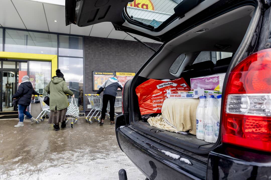 Lietuviai apsipirkinėja Lenkijoje