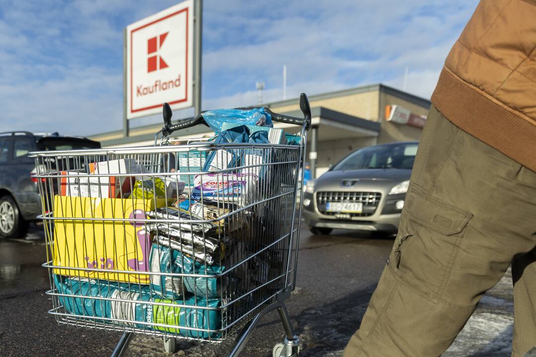 Lietuviai apsipirkinėja Lenkijoje