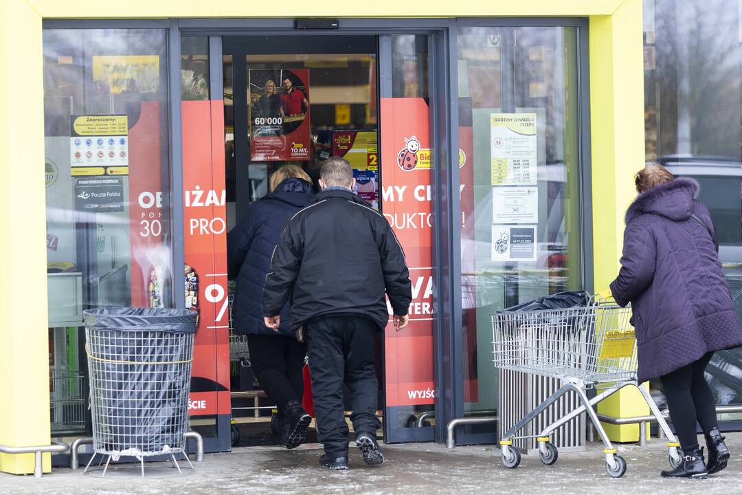 Lietuviai apsipirkinėja Lenkijoje