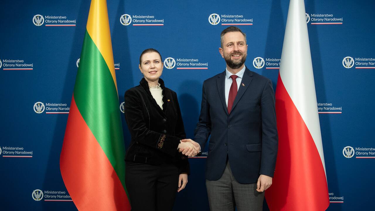 Šakalienė Lenkijoje pabrėžė dvišalės partnerystės svarbą, ES finansus sienai stiprinti