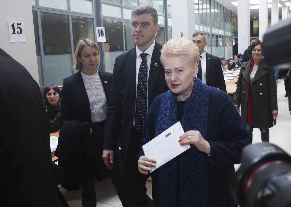 D. Grybauskaitė balsavo savivaldos rinkimuose