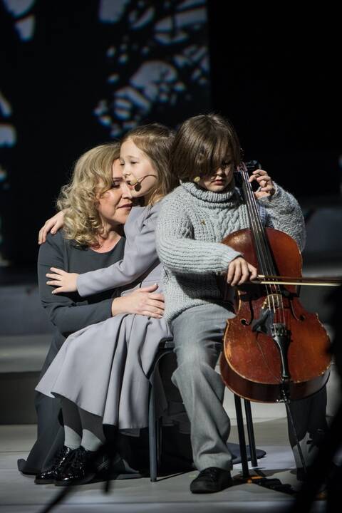 Teatralizuotos oratorijos „13“ akimirkos Nacionaliniame Kauno dramos teatre.