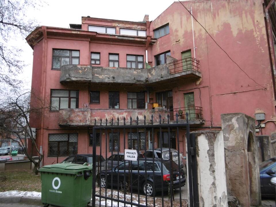 K. Donelaičio gatvės korpuse buvo įsikūręs garsusis I. Arbit Blato muzikos instrumentų salonas
