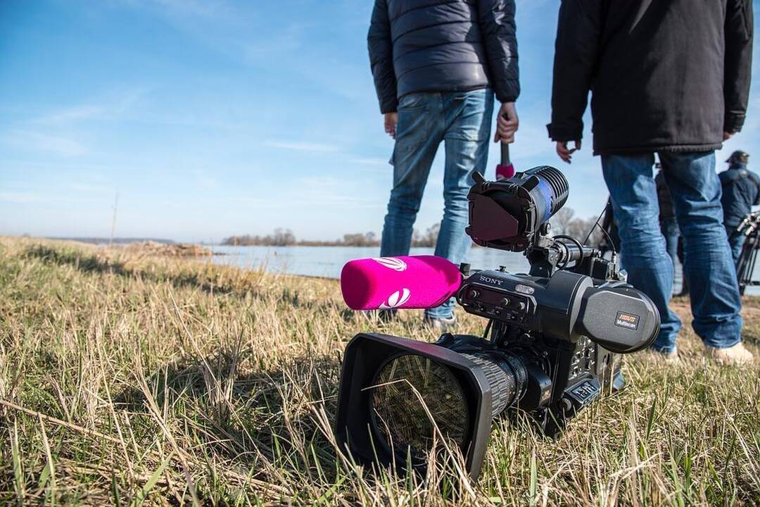 Ataskaita: pasaulyje 251 žurnalistas sėdi kalėjime dėl savo profesinės veiklos