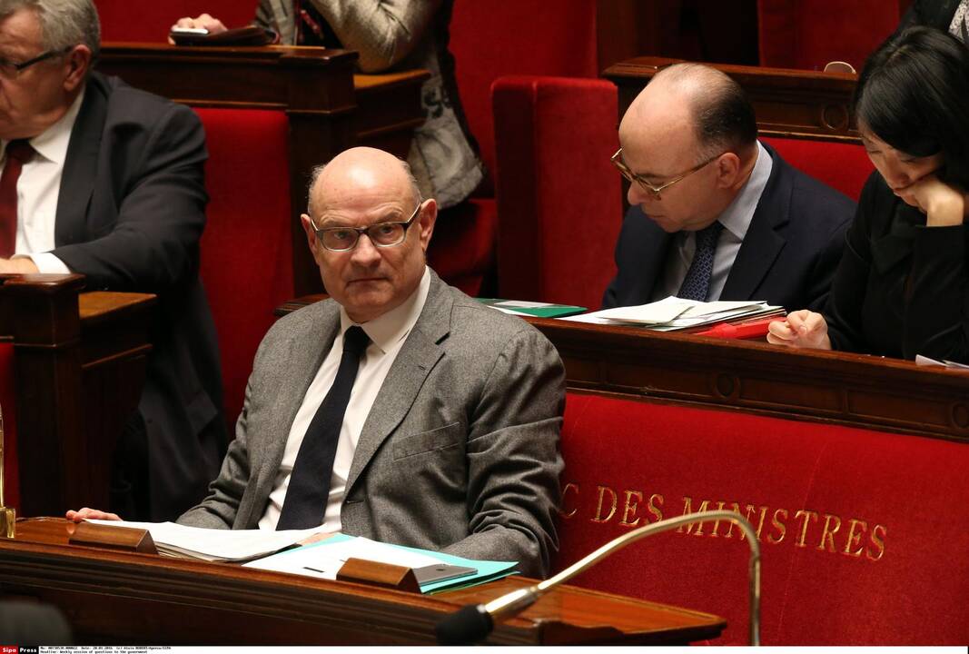 Bernard'as Cazeneuve'as