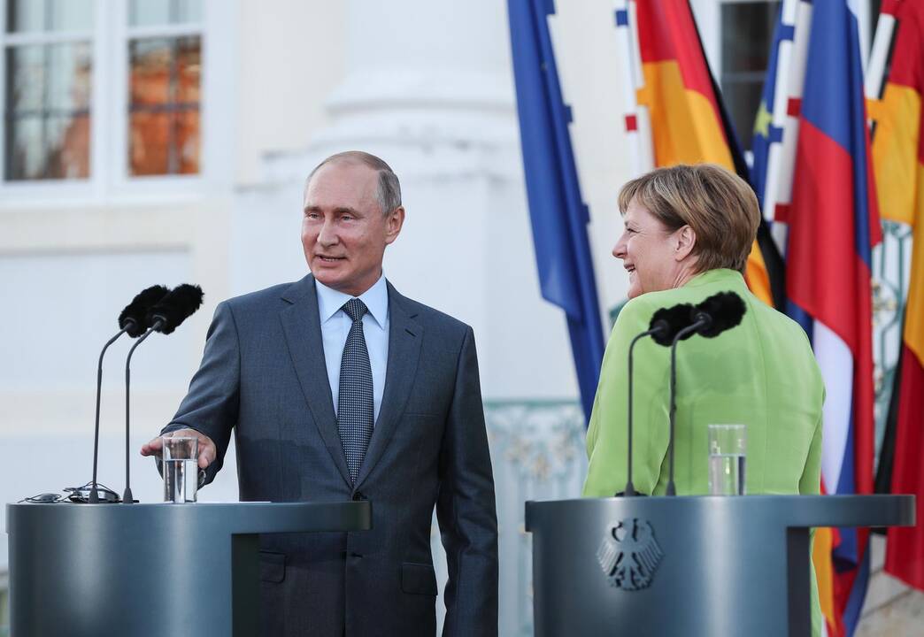 Vladimiras Putinas ir Angela Merkel